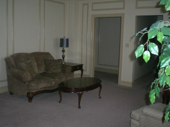 Primary Photo - 142 23rd St