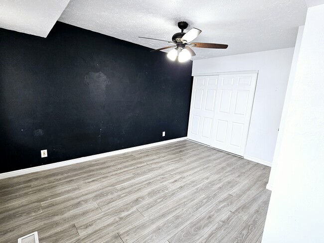 Building Photo - 55 San Rafael Ct