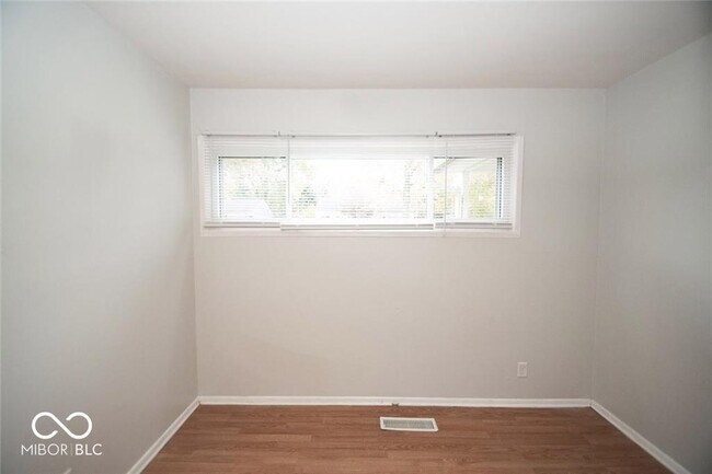 Building Photo - 4610 Karen Dr