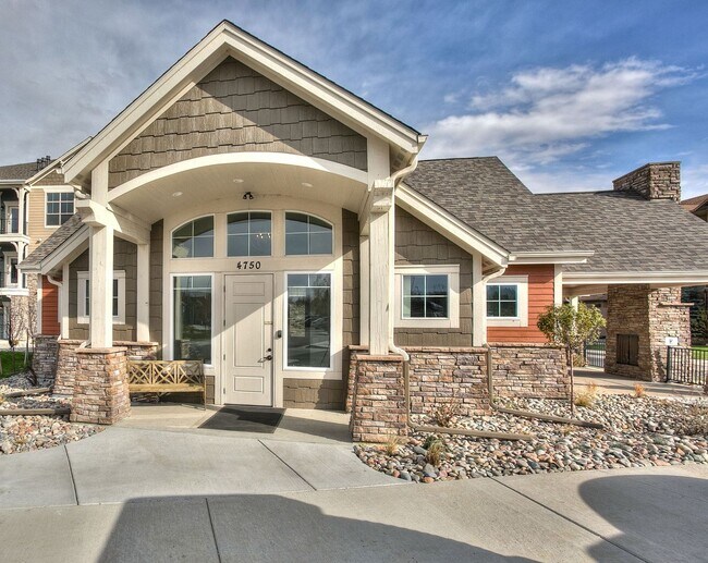 Building Photo - 4612 Hahns Peak Dr