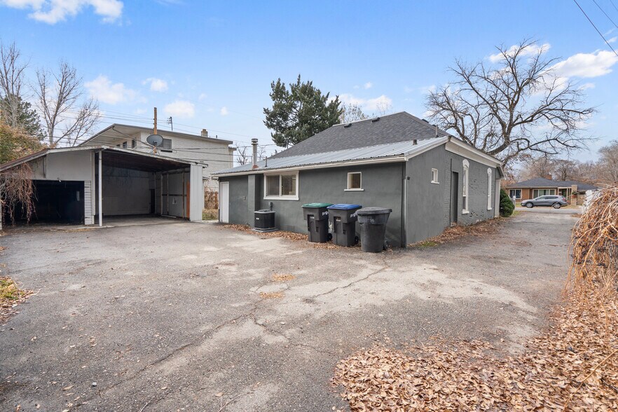 Building Photo - 235 S 300 E