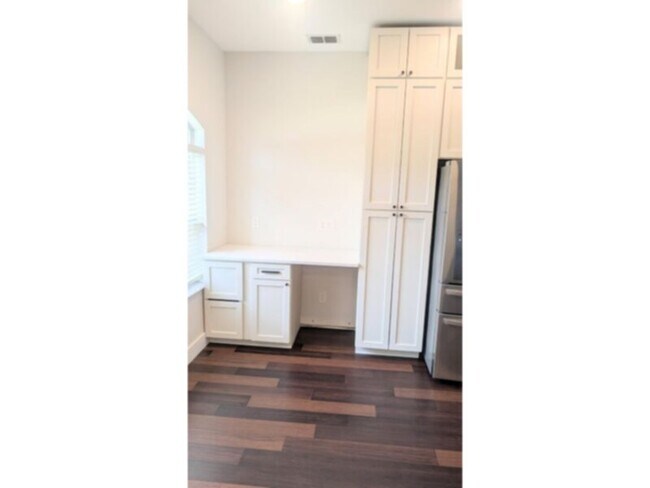 Building Photo - Pine Lakes Home with Attached In-Law Suite
