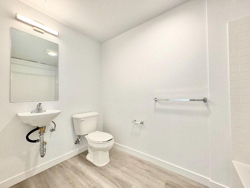 Building Photo - 4008 W Martin Luther King Jr Blvd