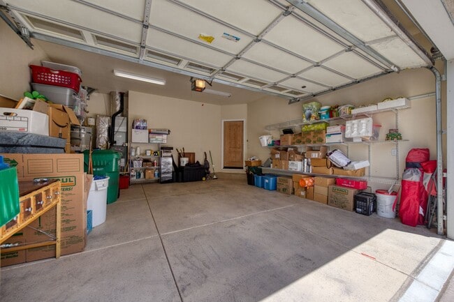 Building Photo - Central 2 Bedroom Home - Reno