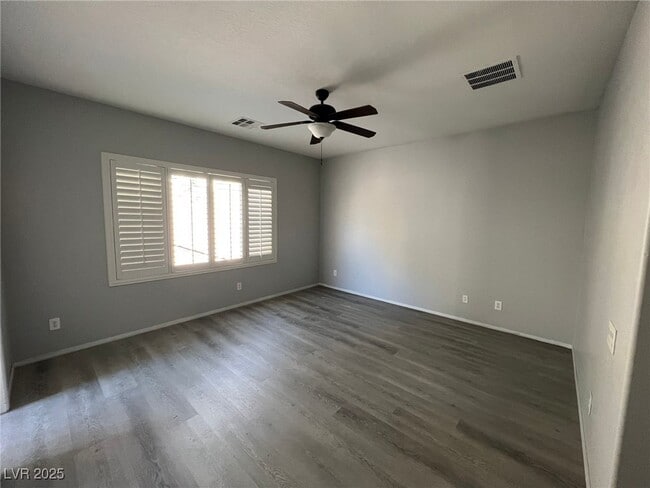 Building Photo - 2668 Dirleton Pl