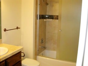 Building Photo - 462 Lindsay Ln