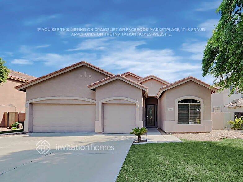 Primary Photo - 7209 W Paradise Ln