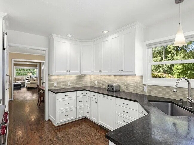Building Photo - This stunning ranch is sure to please & the gorgeous