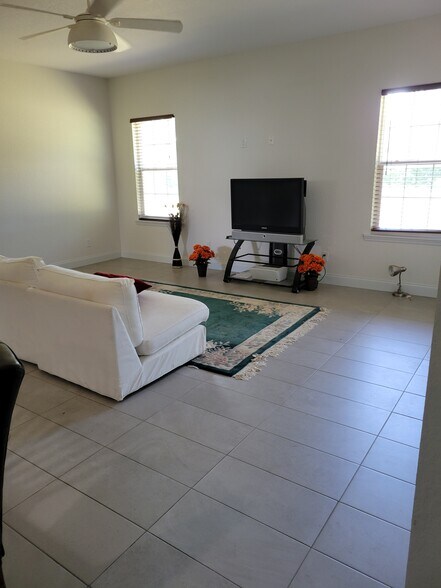 Building Photo - 116 Sunrise Hill Ln