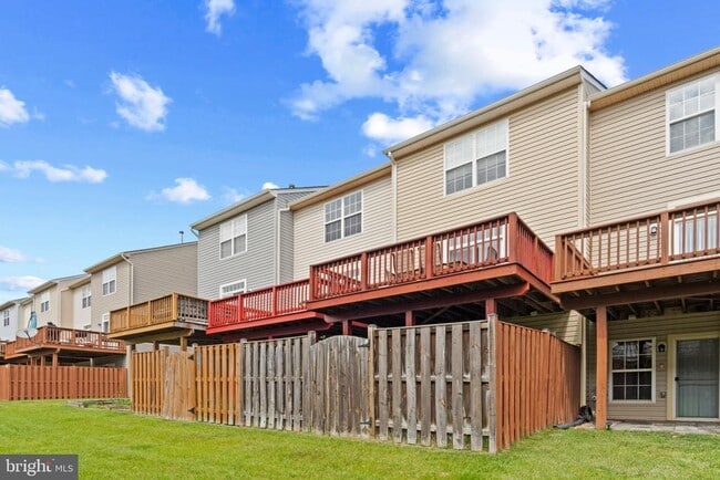 Building Photo - 15728 John Diskin Cir