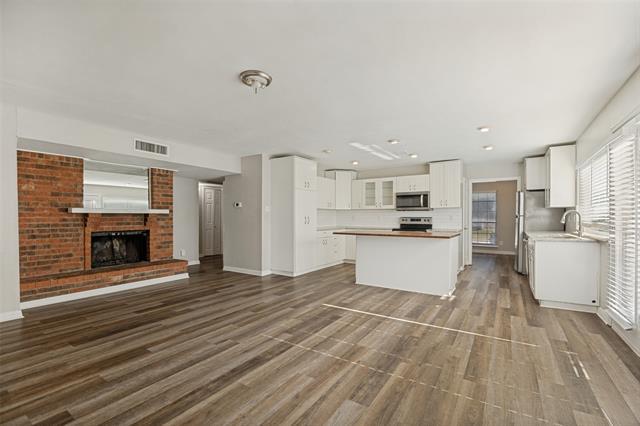 Building Photo - 8914 Vernon Dr