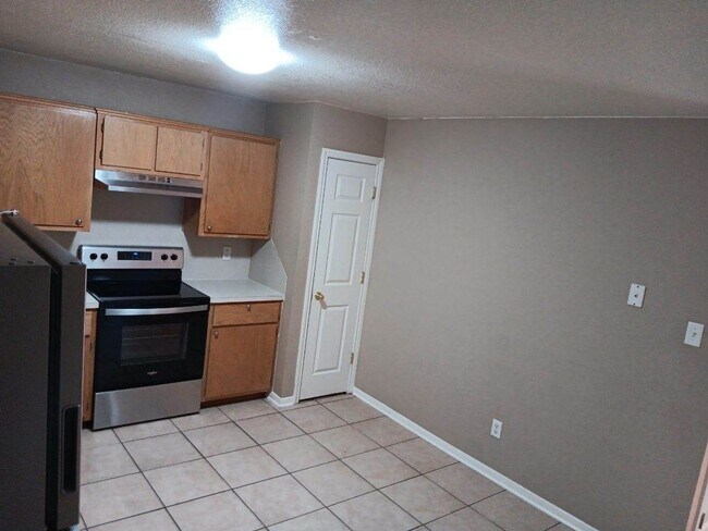 Building Photo - 3105 Denia Ct