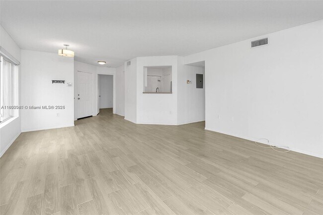 Building Photo - 2351 NW 33rd St