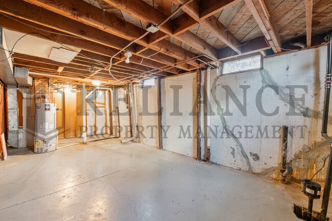 Building Photo - 363 N Woodlawn Blvd