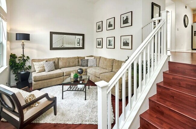 Building Photo - 2125 Winepol Loop