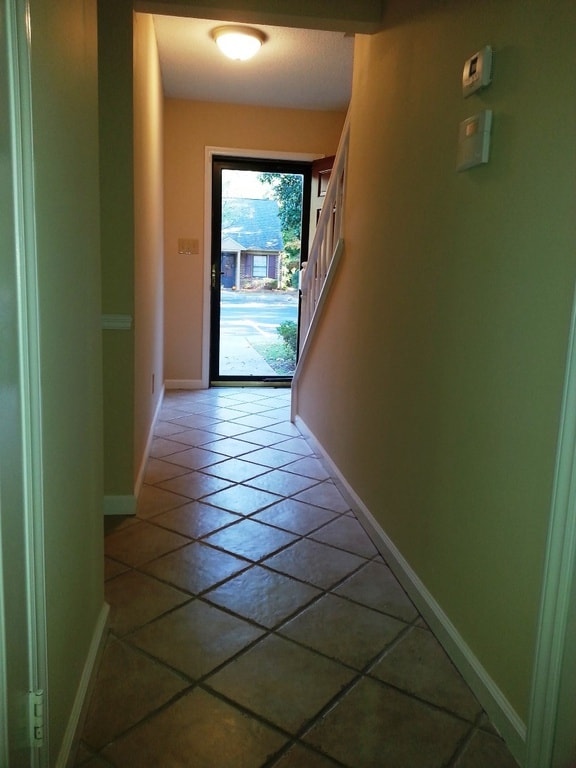 Entry way - 910 Dolphin Ct