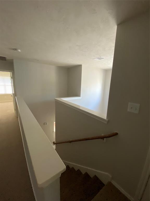 Building Photo - 279 Bloomhill Pl