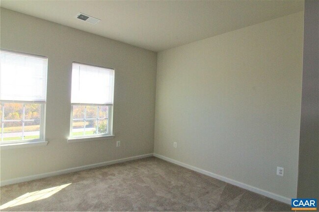 Building Photo - 2087 Elm Tree Ct