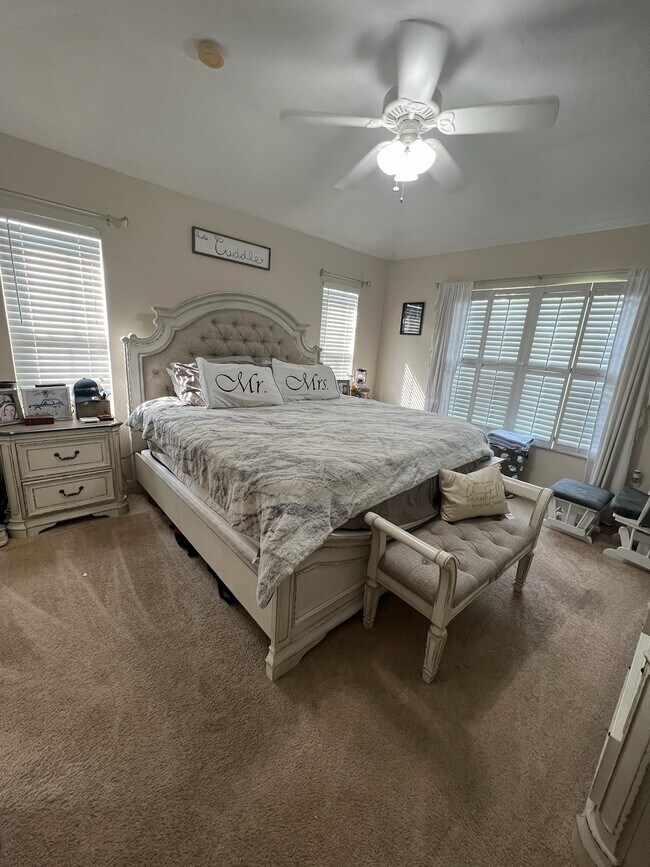 Building Photo - 6368 NW 109th Pl