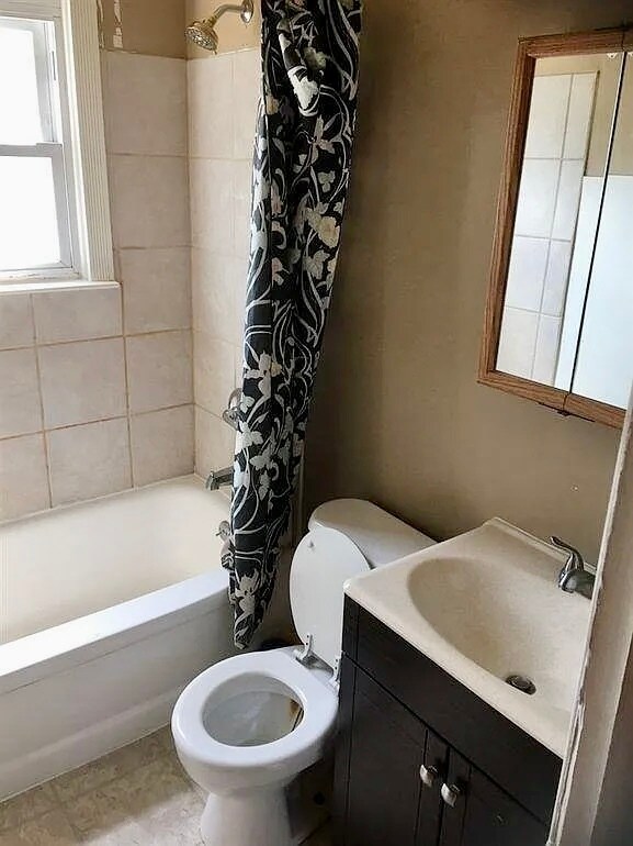 Building Photo - 6171 Wilkie St