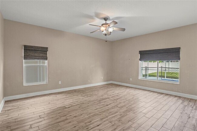 Building Photo - 25725 Aldus Dr