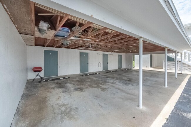 Building Photo - 2186 Jimmy Buffett Mem Hwy