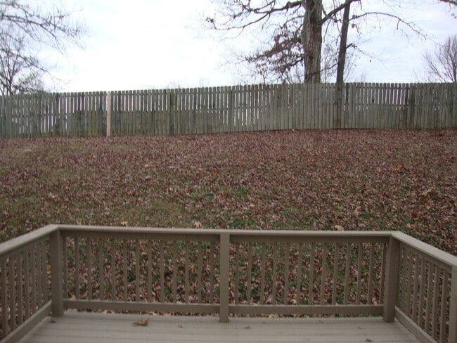 Building Photo - 994 Roedeer Dr