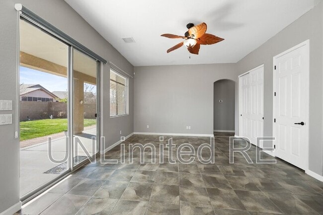 Building Photo - 4795 Edgemont Rd