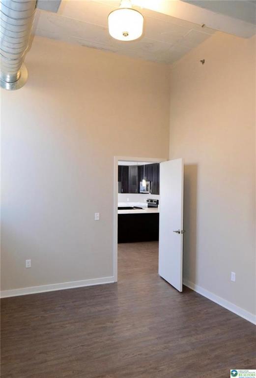 Building Photo - 124 W Union Blvd