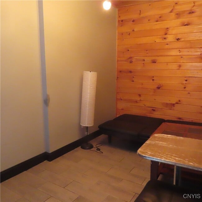 Building Photo - 600 Burnet Ave