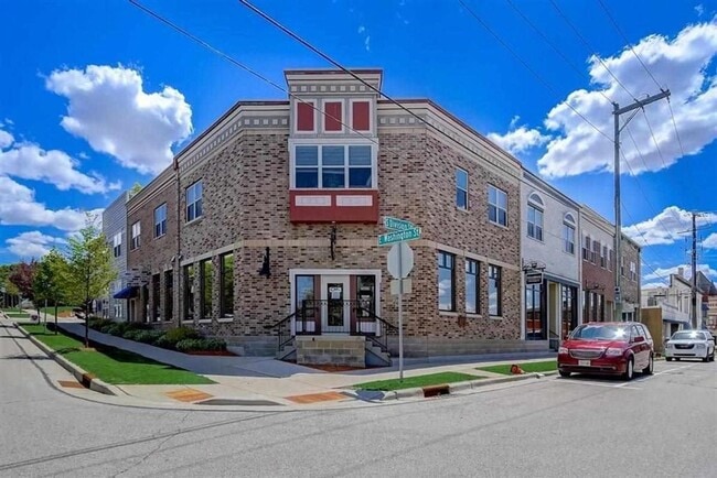 Building Photo - Luxury 1-Bedroom Apartment in the Heart of Downtown Stoughton