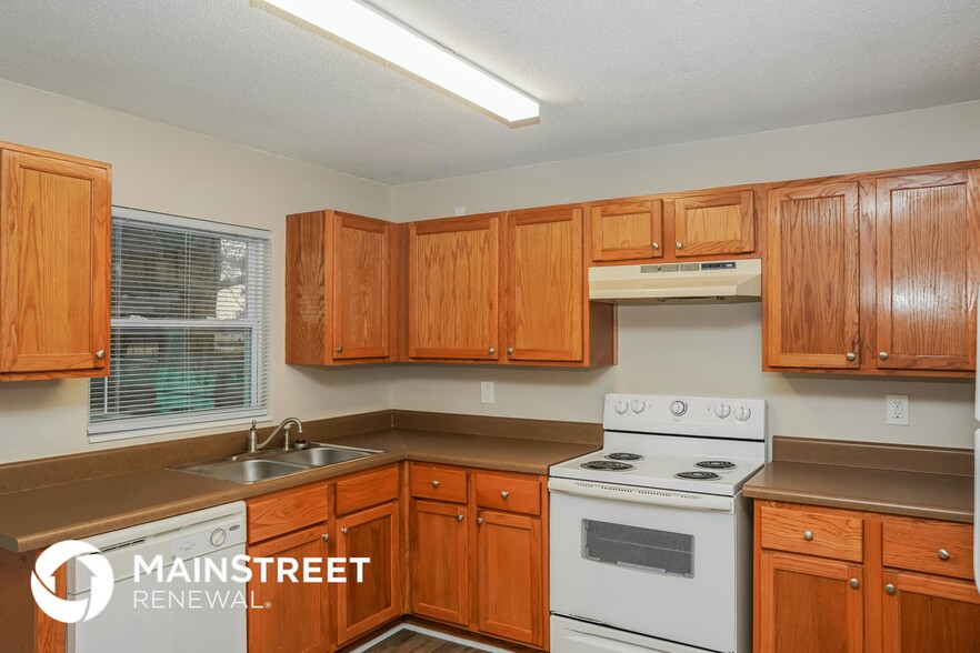 Building Photo - 1137 Swan St