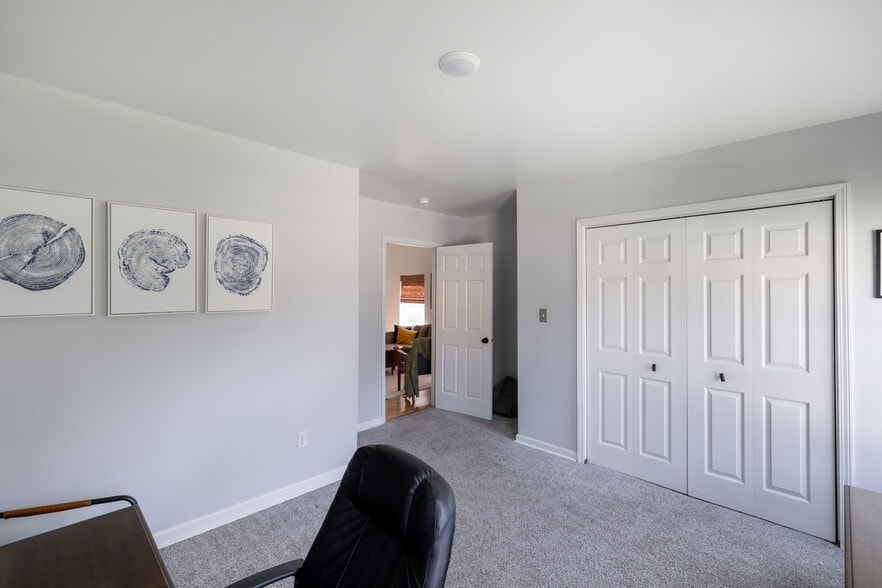 Building Photo - 1121 Laurel St