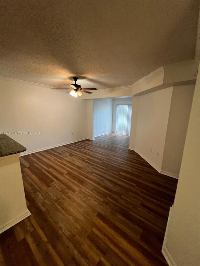 Building Photo - 2494 Centergate Dr
