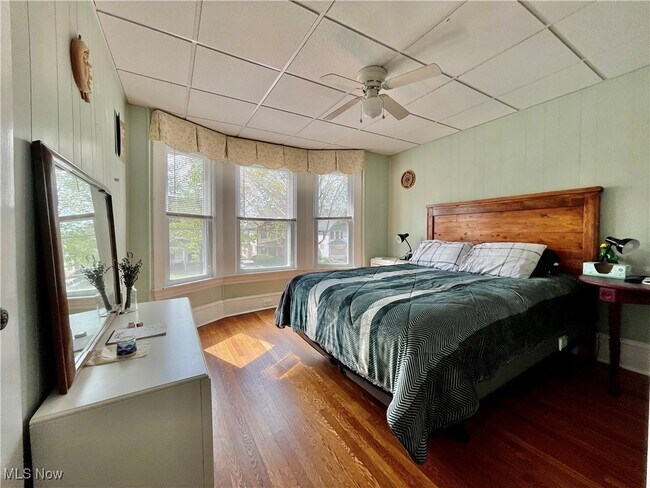 Building Photo - 1451 W 116th St