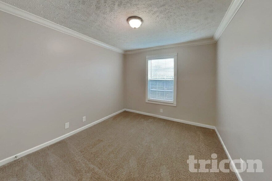 Building Photo - 1258 Tiree Dr