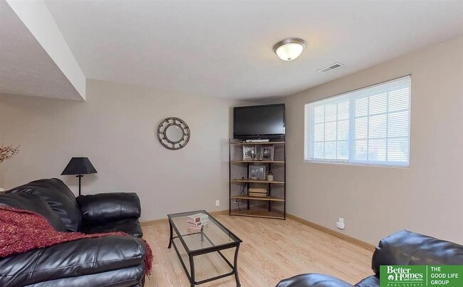 Building Photo - 5413 S 191st Ave