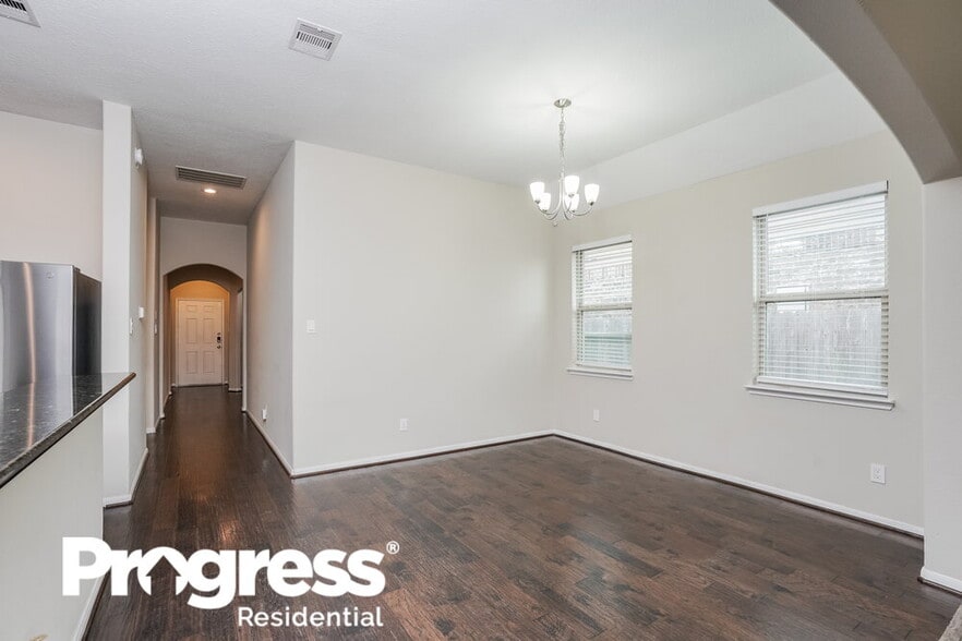 Building Photo - 3214 Bainbridge Hill Ln