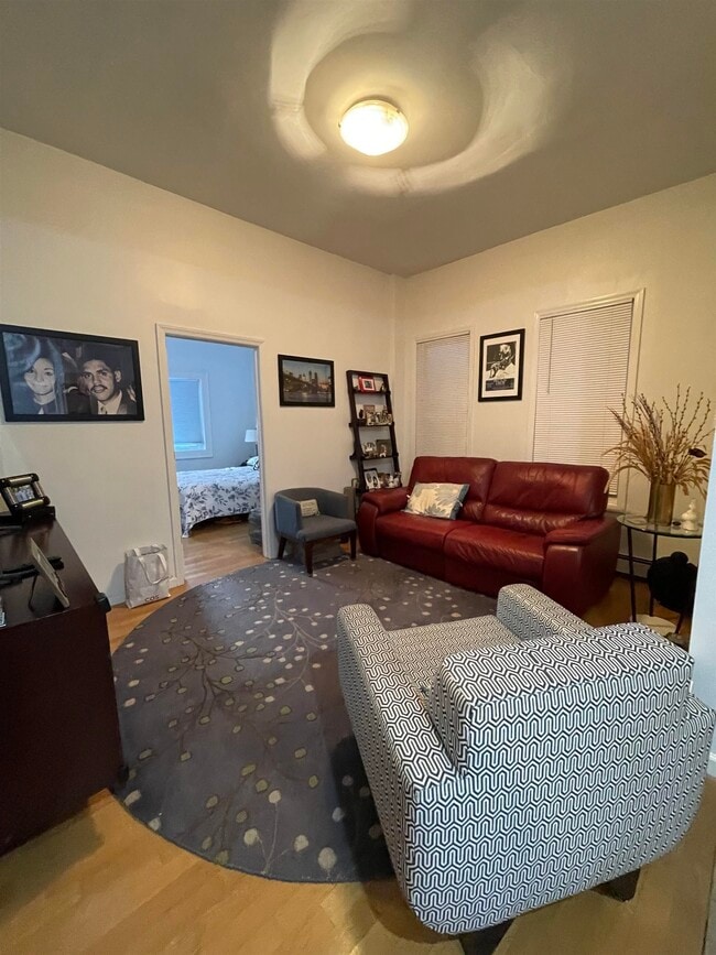 Building Photo - 265-267 Cambridge Ave