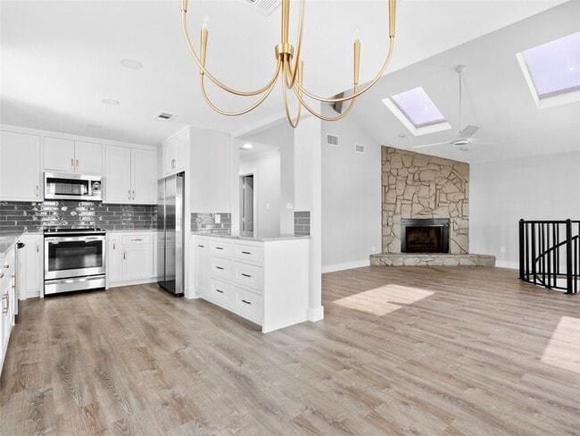 Primary Photo - 1322 Oahu Dr