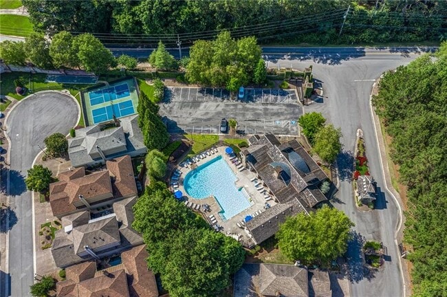 Building Photo - 721 Stickley Oak Way