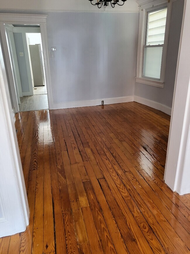 Dining Room - 225 Jewett Ave