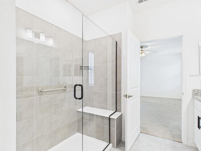 Building Photo - 2033 Emerald Springs Dr