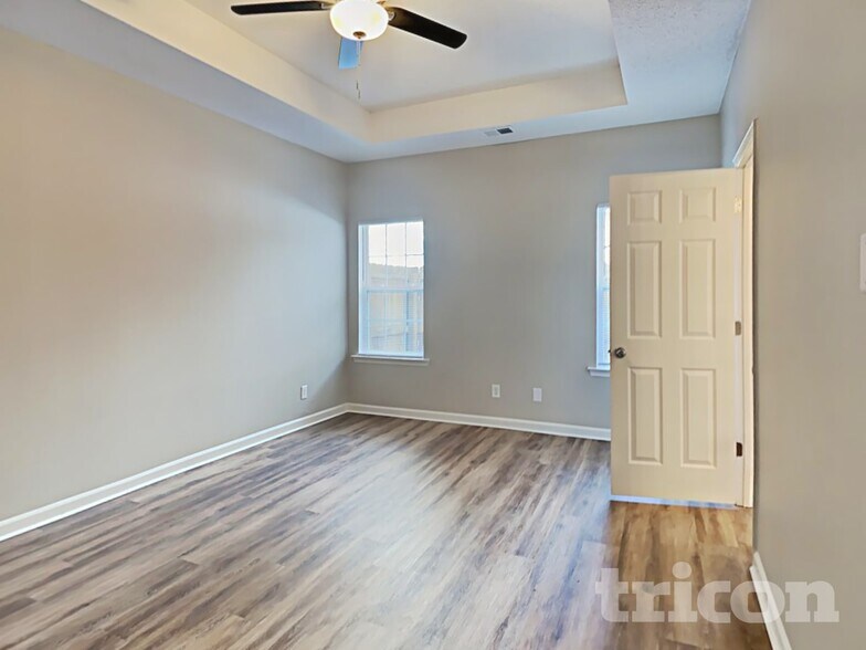 Building Photo - 153 Devon Forrest Dr