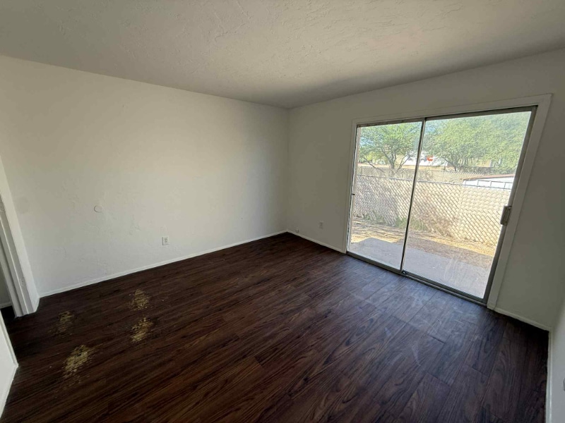 Building Photo - 1755 N 4th Ave