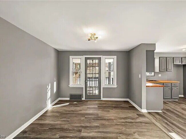 Building Photo - 3617 Ludgate Rd