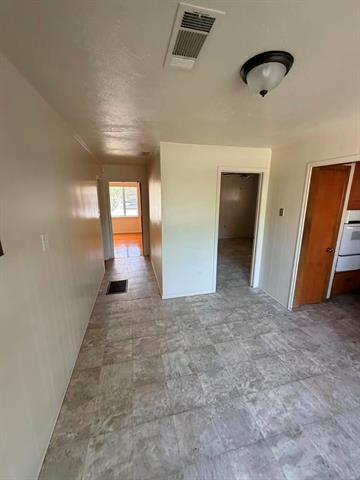 Building Photo - 413 Frances Way