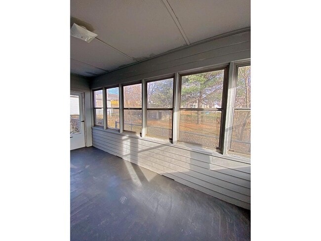 Building Photo - 4707