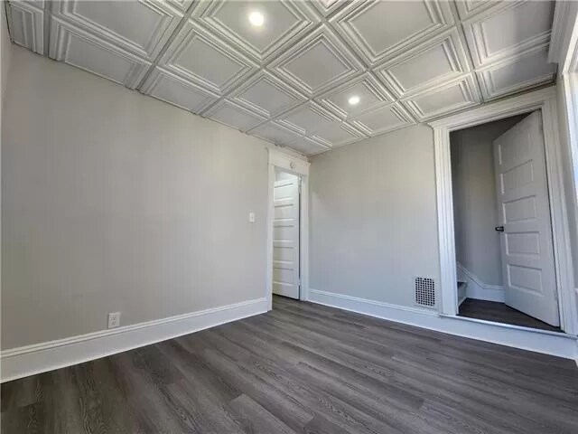 Building Photo - 944 S 24th St