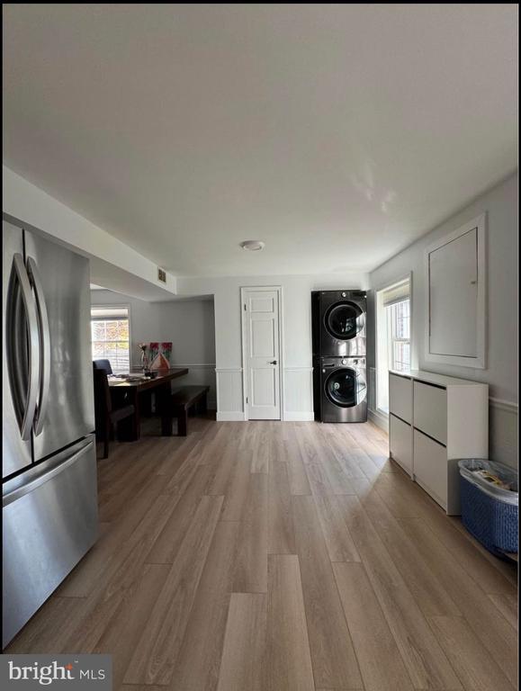 Building Photo - 19100 Annapolis Way